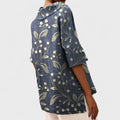 Lenka - Elegantni top s V-izrezom